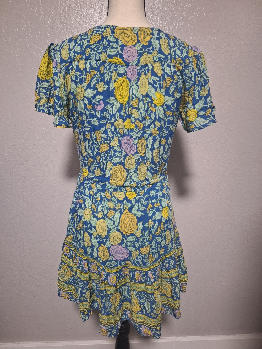 Sea Lustre Floral Blue Purple Yellow Short Sleeve Waist Tie V-Neck Mini Dress - Picture 4 of 7